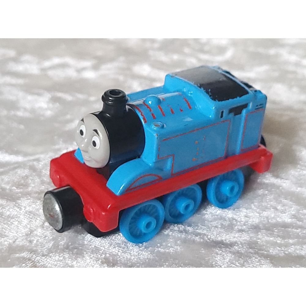 Lot of 9 Thomas & Friends Diecast Round Magnet Train Lot Gordon Douglas Tenders - Picture 8 of 16